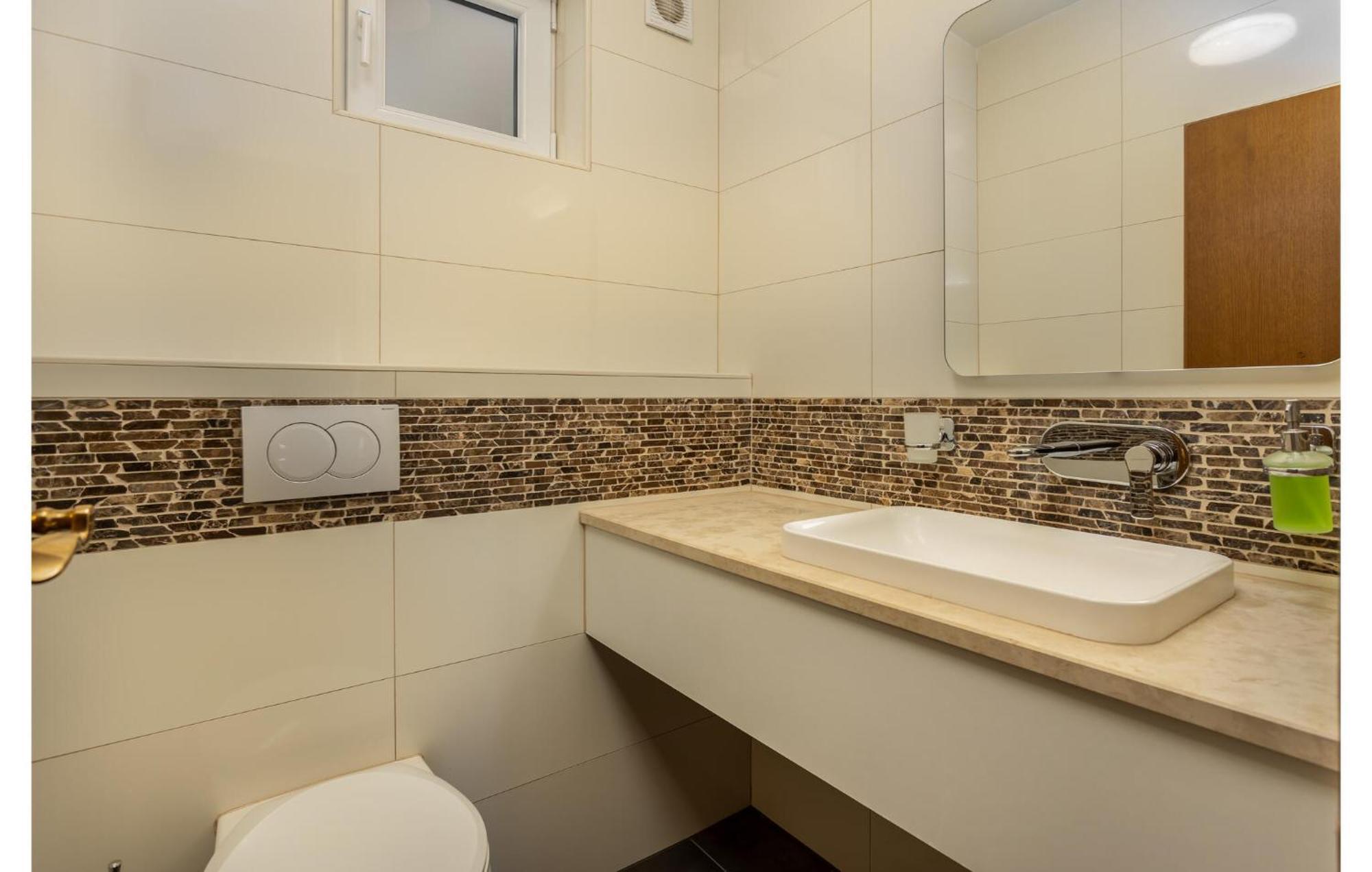 Nice Apartment In Sv,Juraj With Kitchen สเวติยูไร ภายนอก รูปภาพ