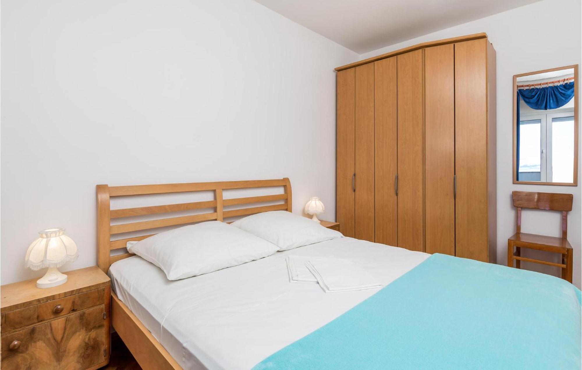 Nice Apartment In Sv,Juraj With Kitchen สเวติยูไร ภายนอก รูปภาพ