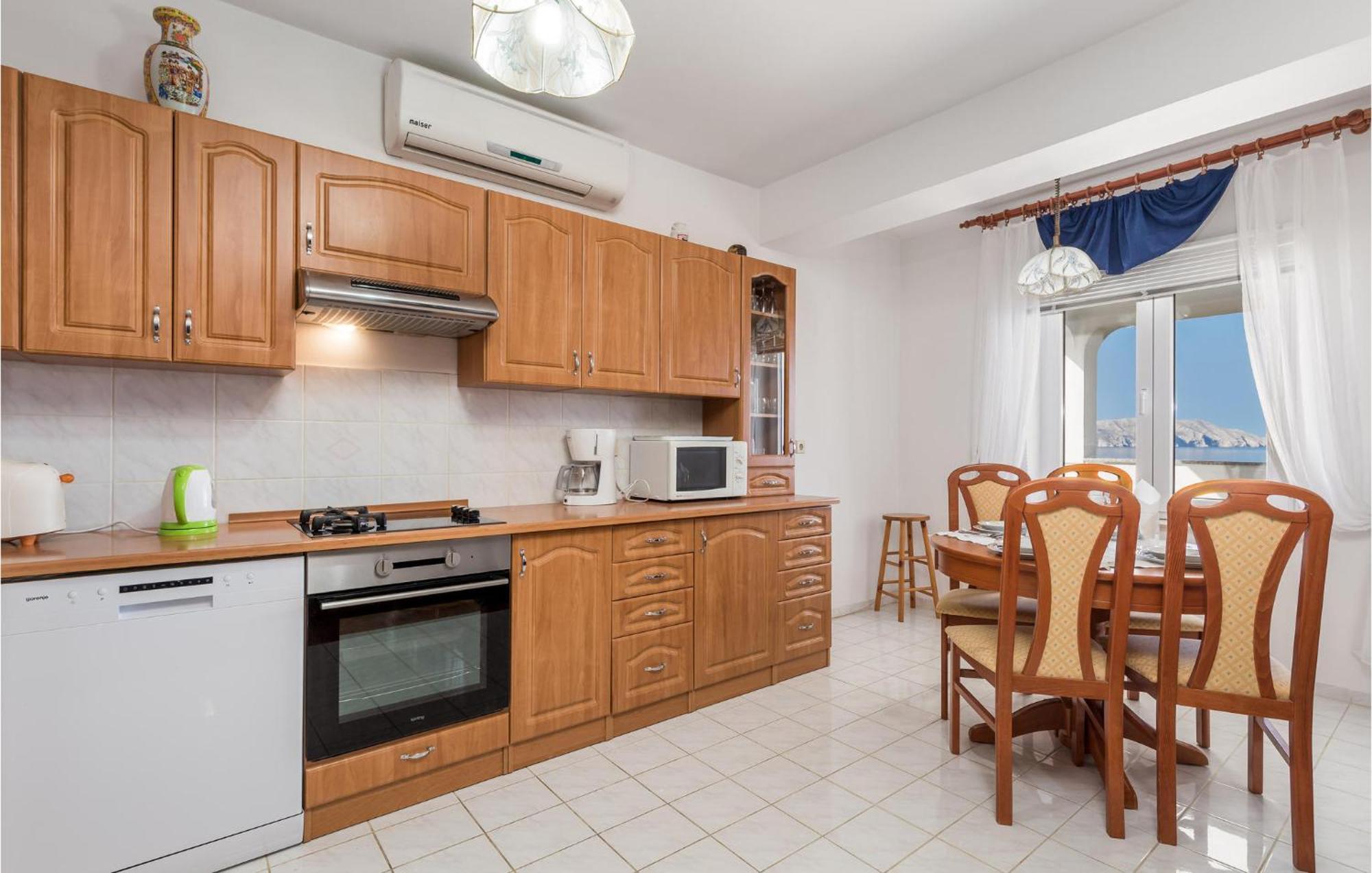 Nice Apartment In Sv,Juraj With Kitchen สเวติยูไร ภายนอก รูปภาพ