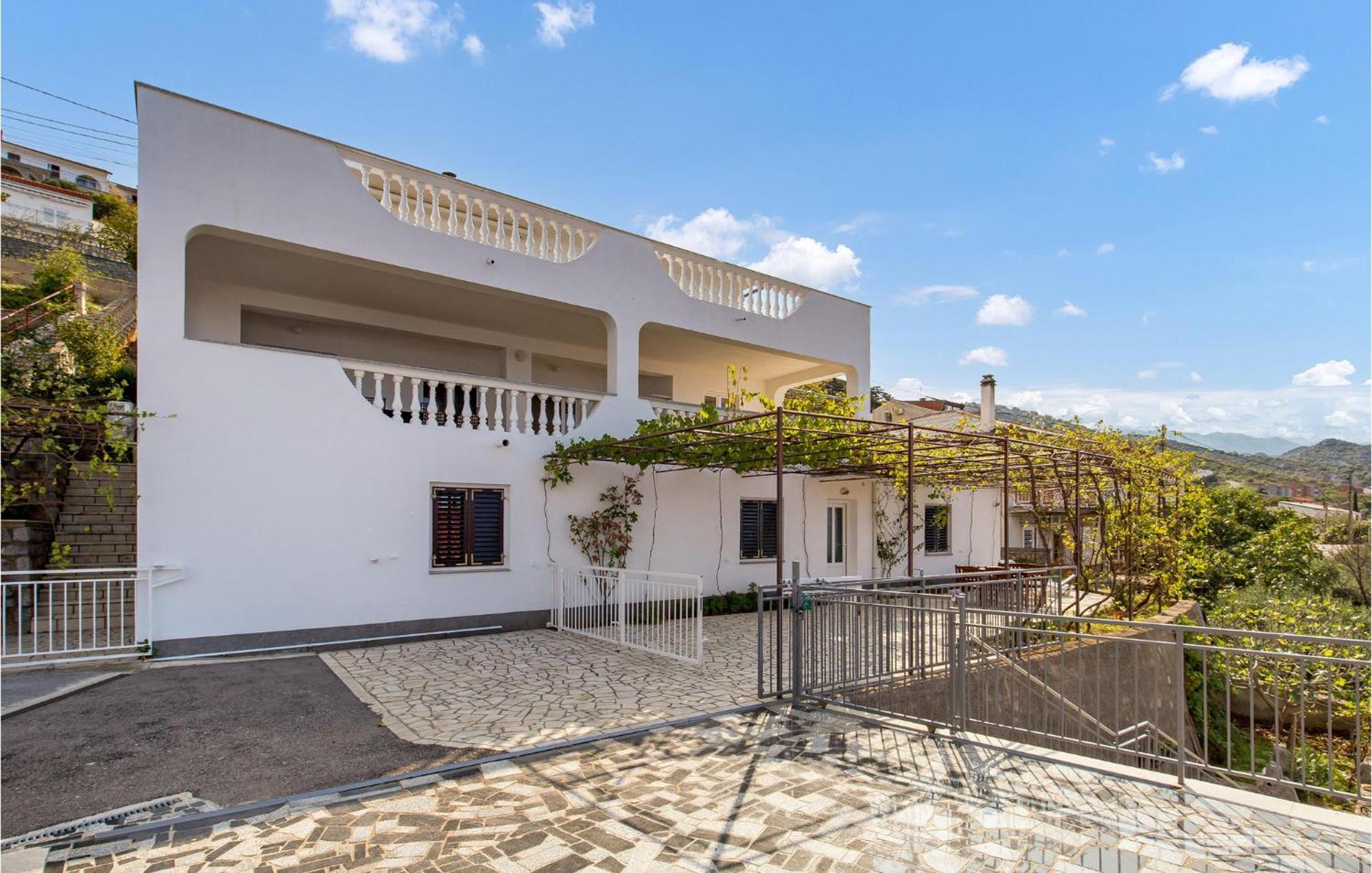 Nice Apartment In Sv,Juraj With Kitchen สเวติยูไร ภายนอก รูปภาพ